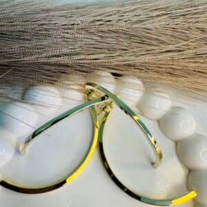 gold-toned-hoop-earrings