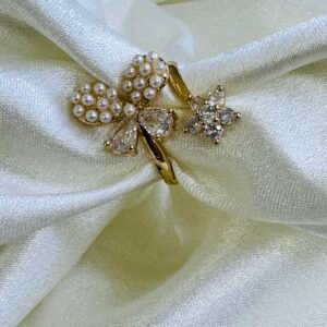gold-toned-pearl-and-crystal-designed-ring-299