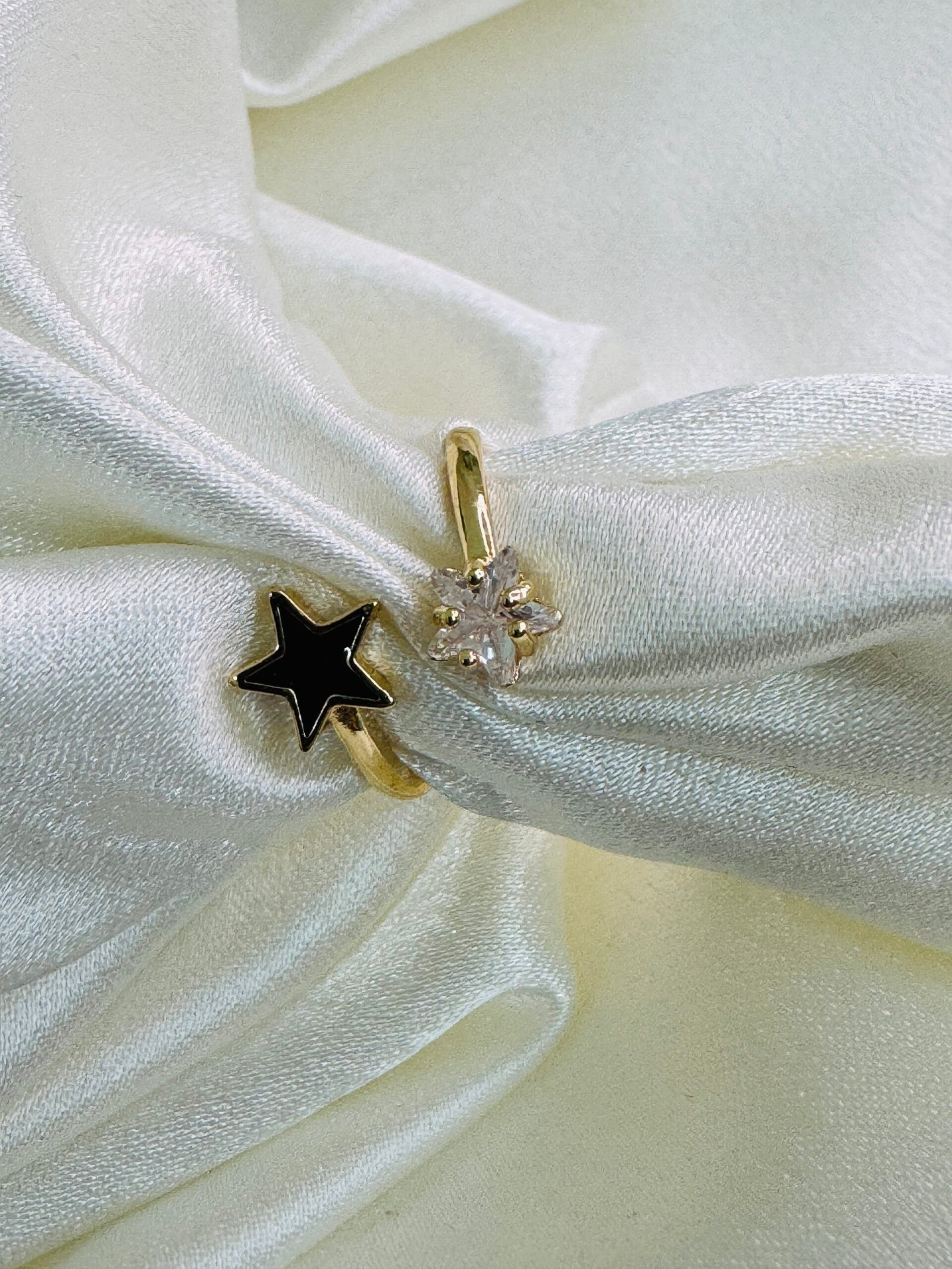 Anti Tarnish adjustable golden finger ring for women and girls. - Image 3