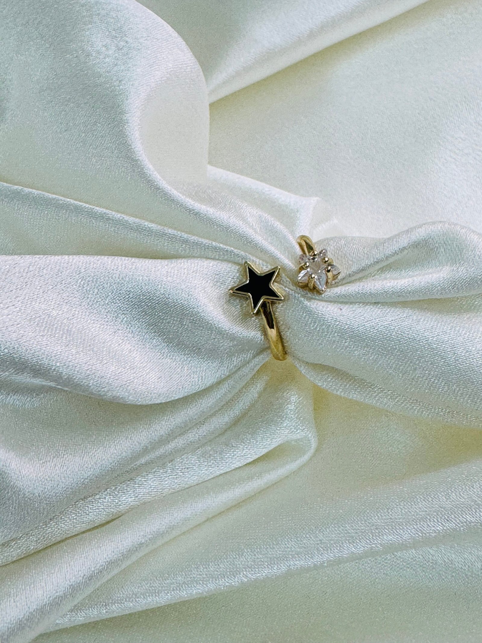 Anti Tarnish adjustable golden finger ring for women and girls. - Image 2