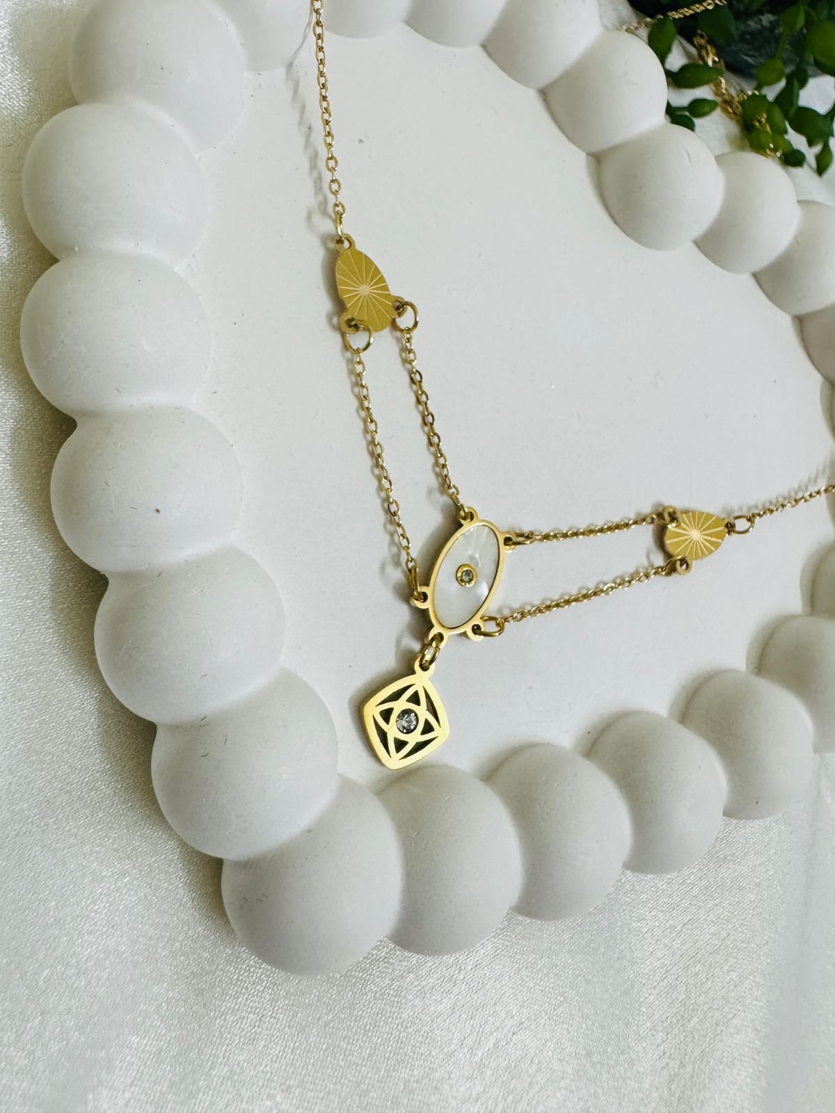 Minimalist and modern, designed to be worn as a statement piece or layered with other chain.