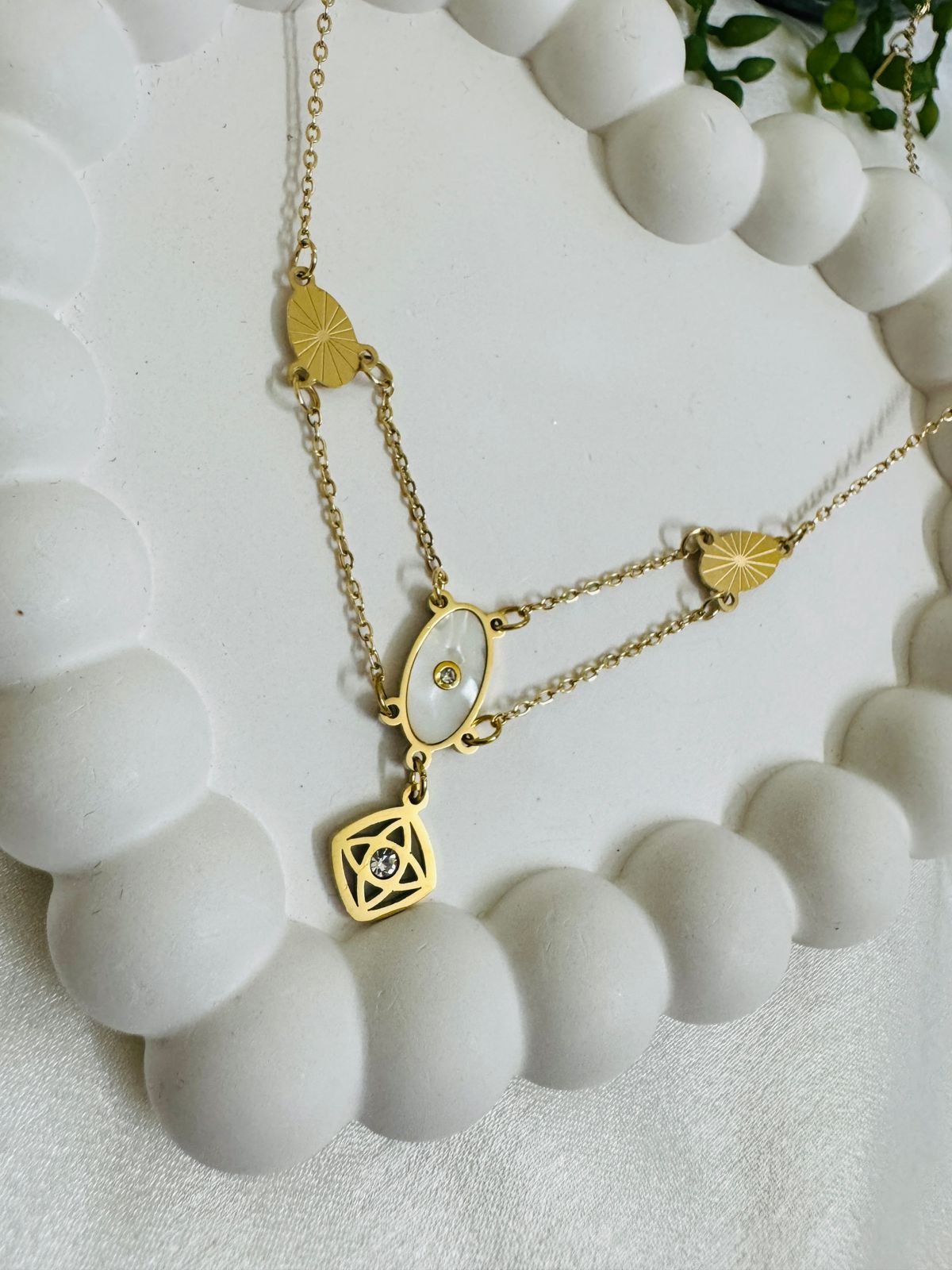 Minimalist and modern, designed to be worn as a statement piece or layered with other chain. - Image 3