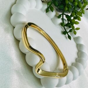 gold-toned-wavy-cuff-bracelet