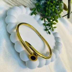 18k-gold-plated-stainless-steel-roman-numeral-kada-bracelet-with-an-anti-tarnish-finish